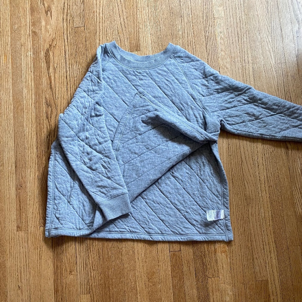 Nursing sweatshirt